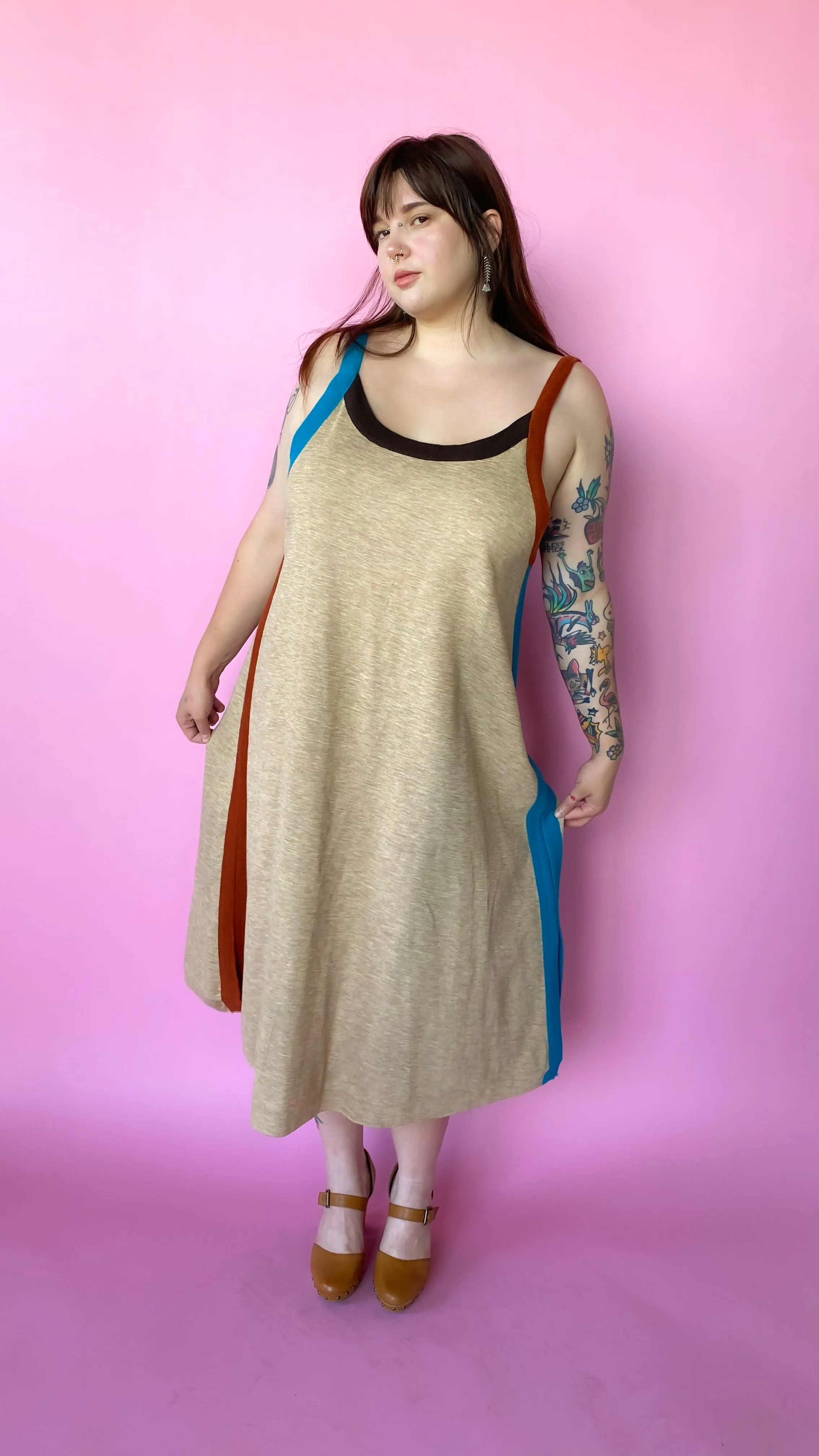1970s Taupe Knit Colorblock Dress, sz. 2XL/3XL
