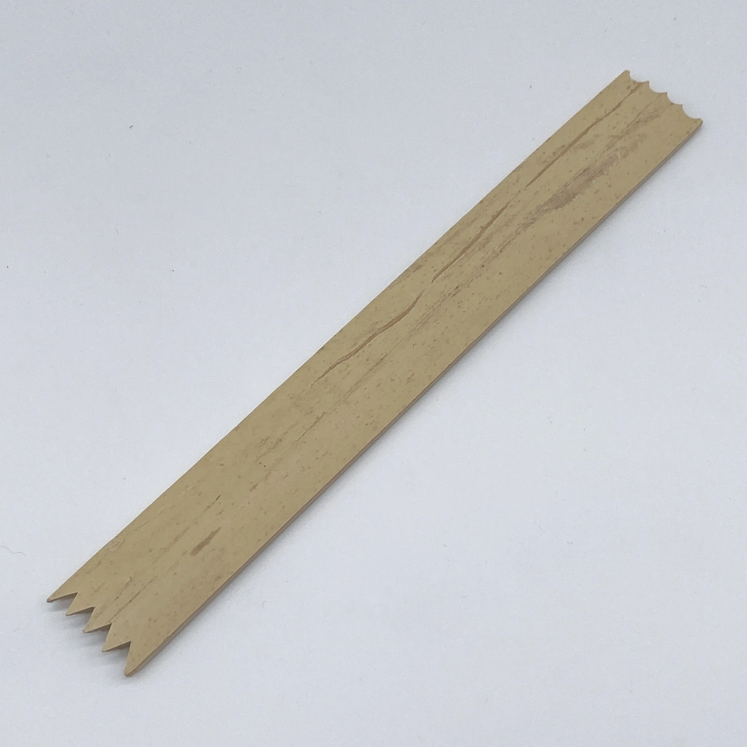 C003 Kushi Comb 8" x 1"