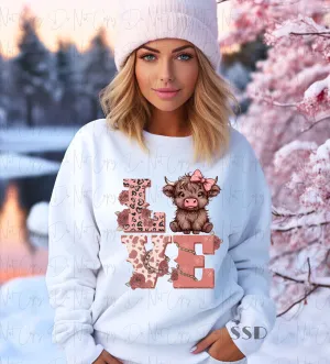 Love Highland Cow Graphic Tee Sweatshirt