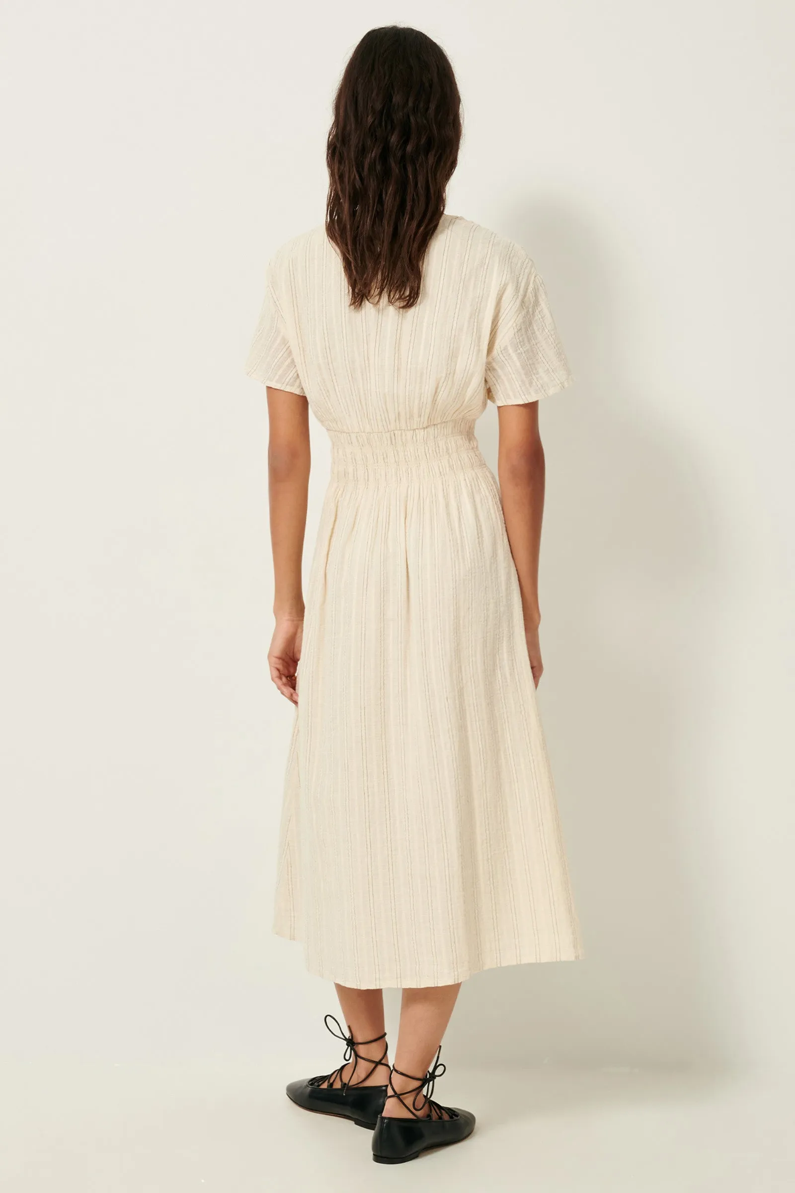 Sessun Galaposa Dress Sandcream